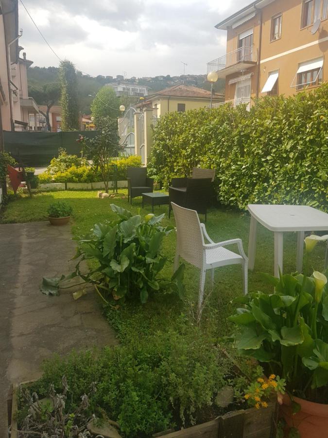 Piano di Follo B&B La Damigiana Fioi מראה חיצוני תמונה